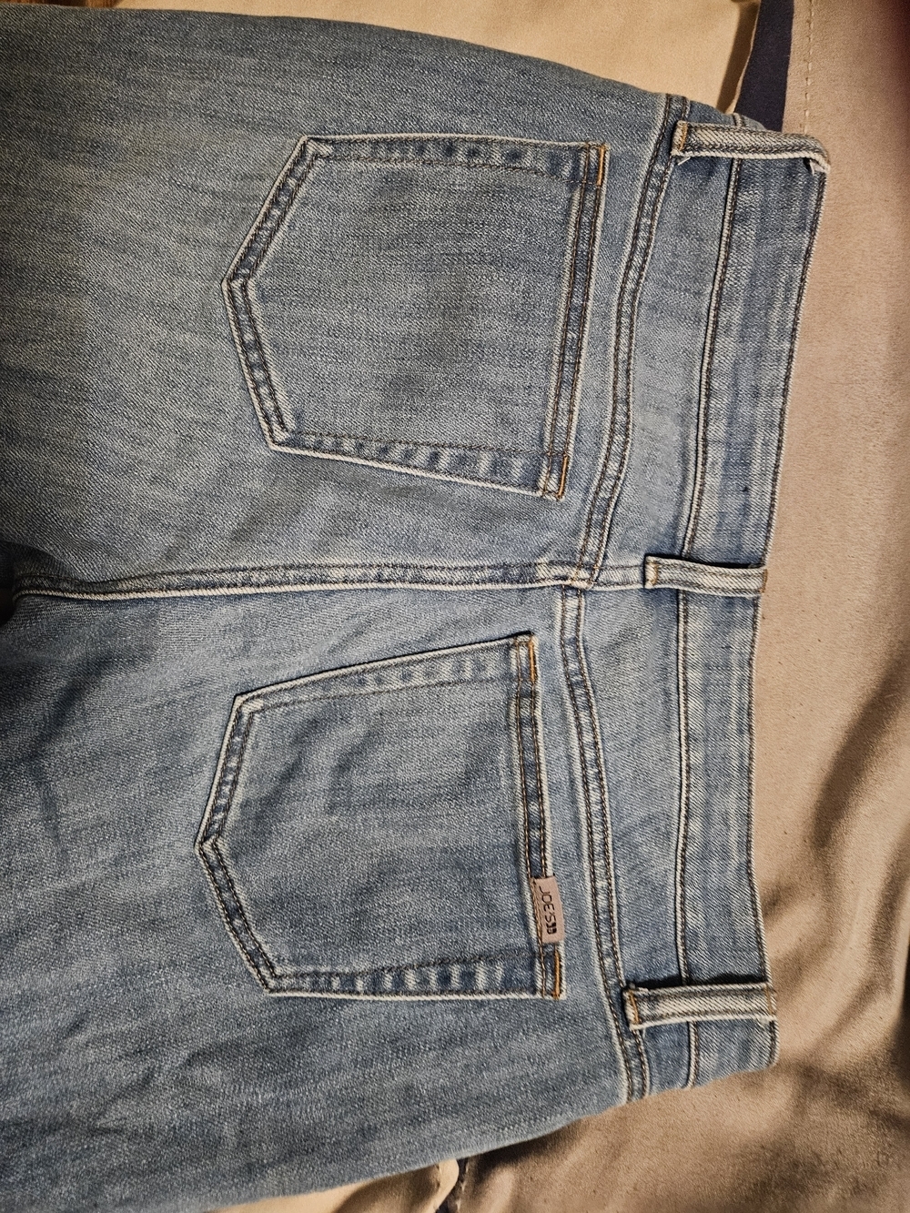 Joe's Jeans Curvy Skinny Crop Jeans in Light Wash Blue - Picture 4 of 5
